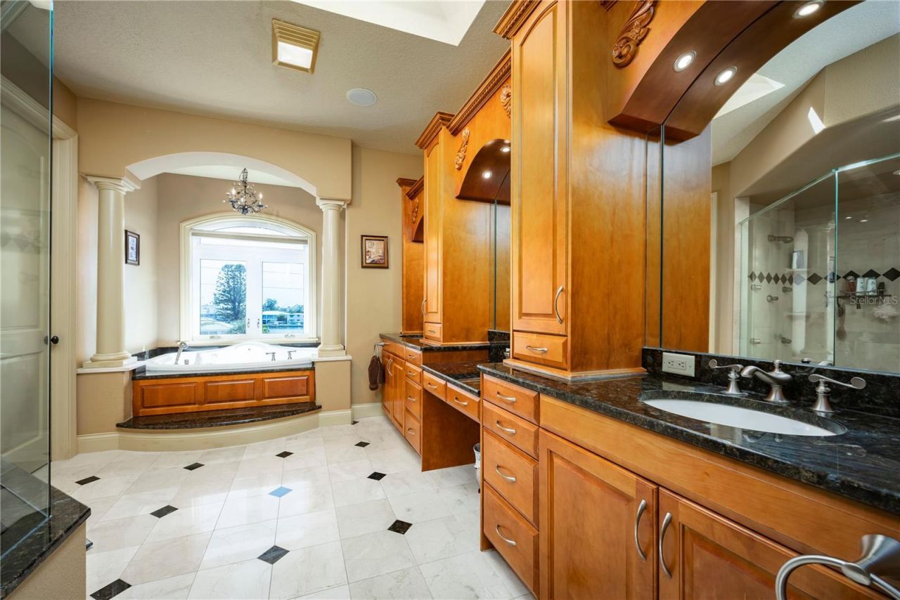 306 Harbor Drive, Indian Rocks Beach, FL 33785 Photo