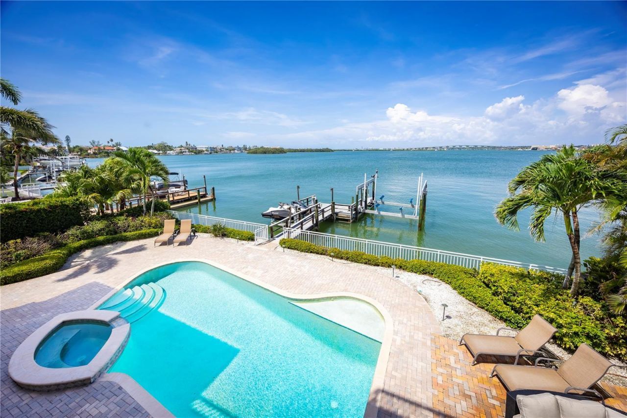 306 Harbor Drive, Indian Rocks Beach, FL 33785 Photo