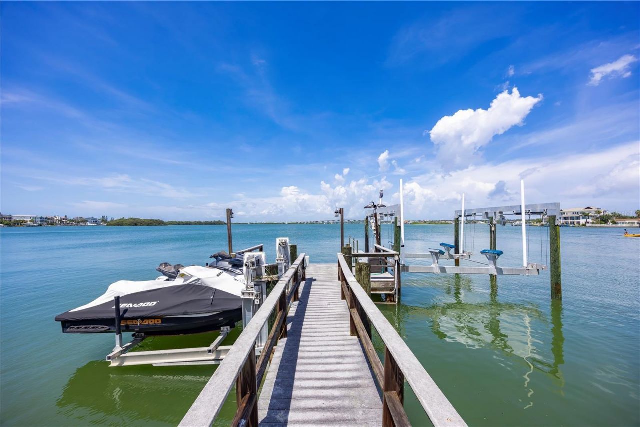 306 Harbor Drive, Indian Rocks Beach, FL 33785 Photo