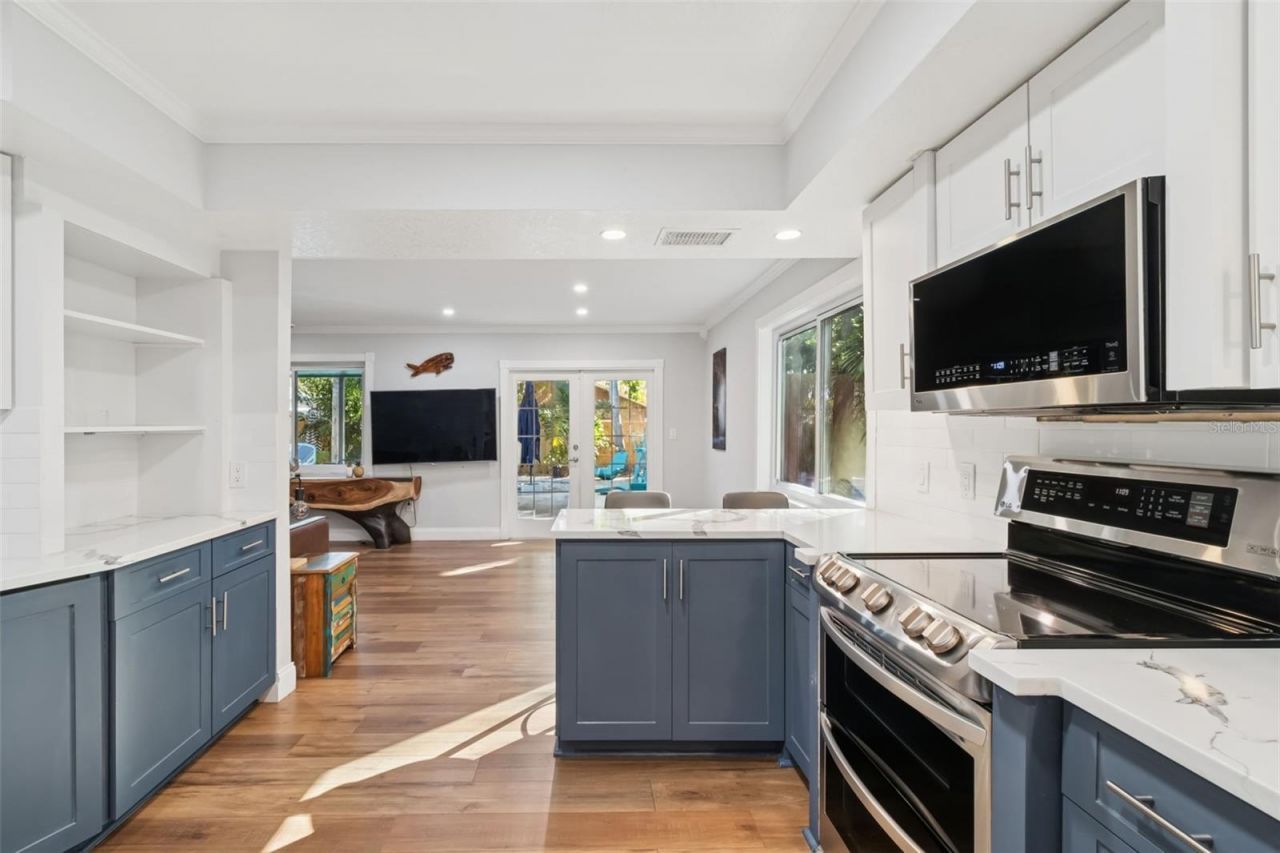 9545 135th Street, Seminole, FL 33776 Photo