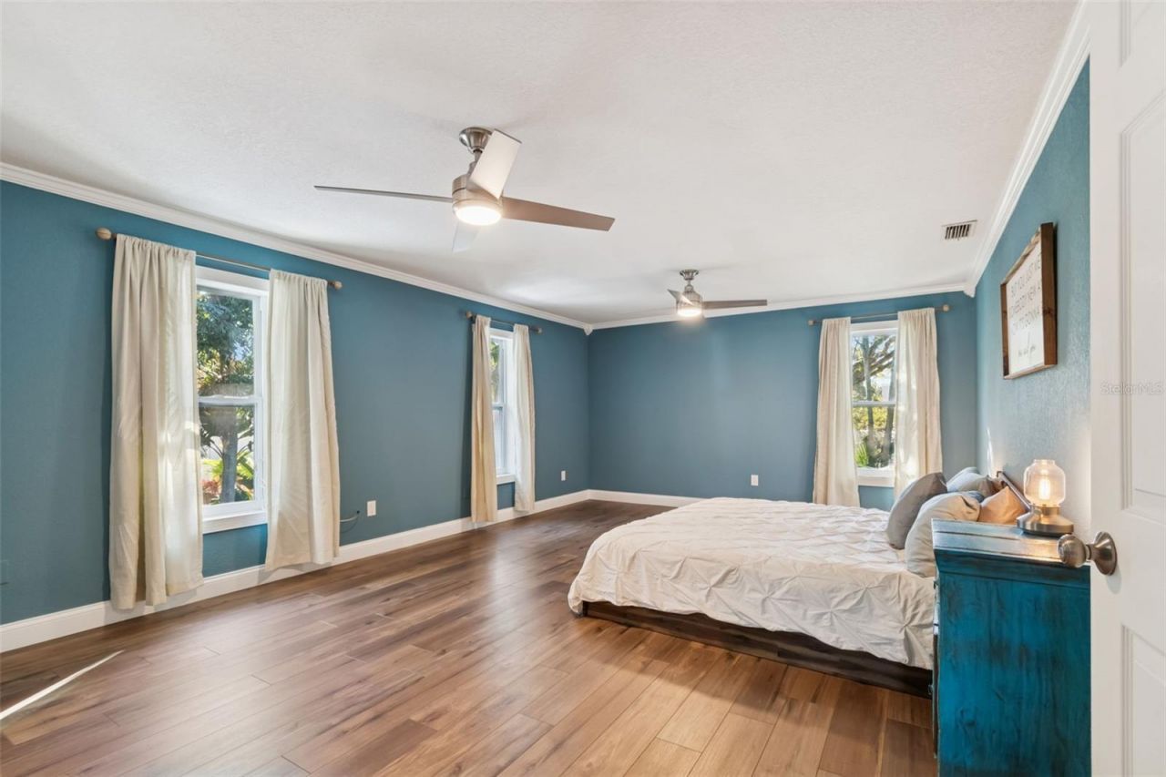 9545 135th Street, Seminole, FL 33776 Photo