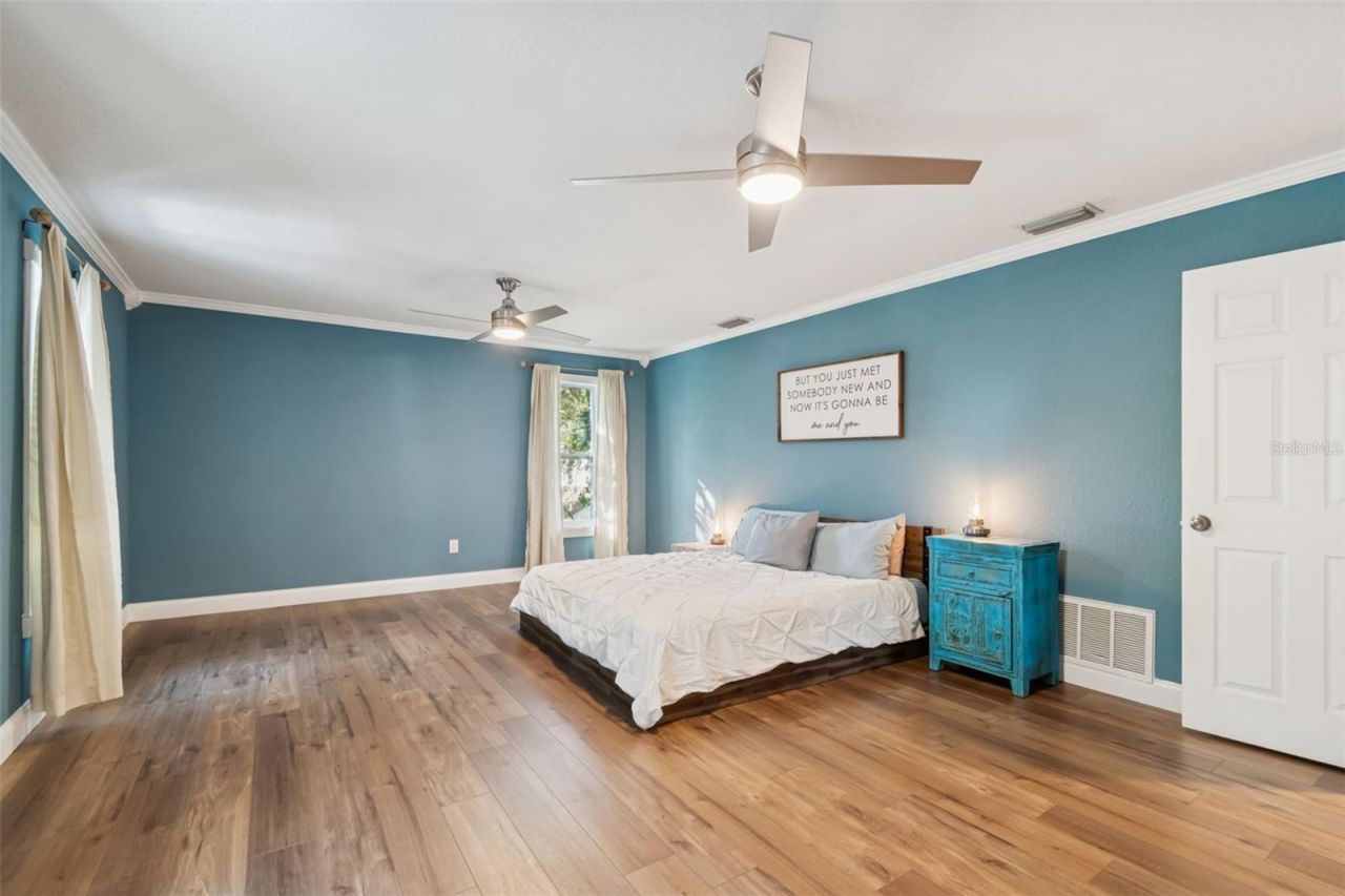 9545 135th Street, Seminole, FL 33776 Photo