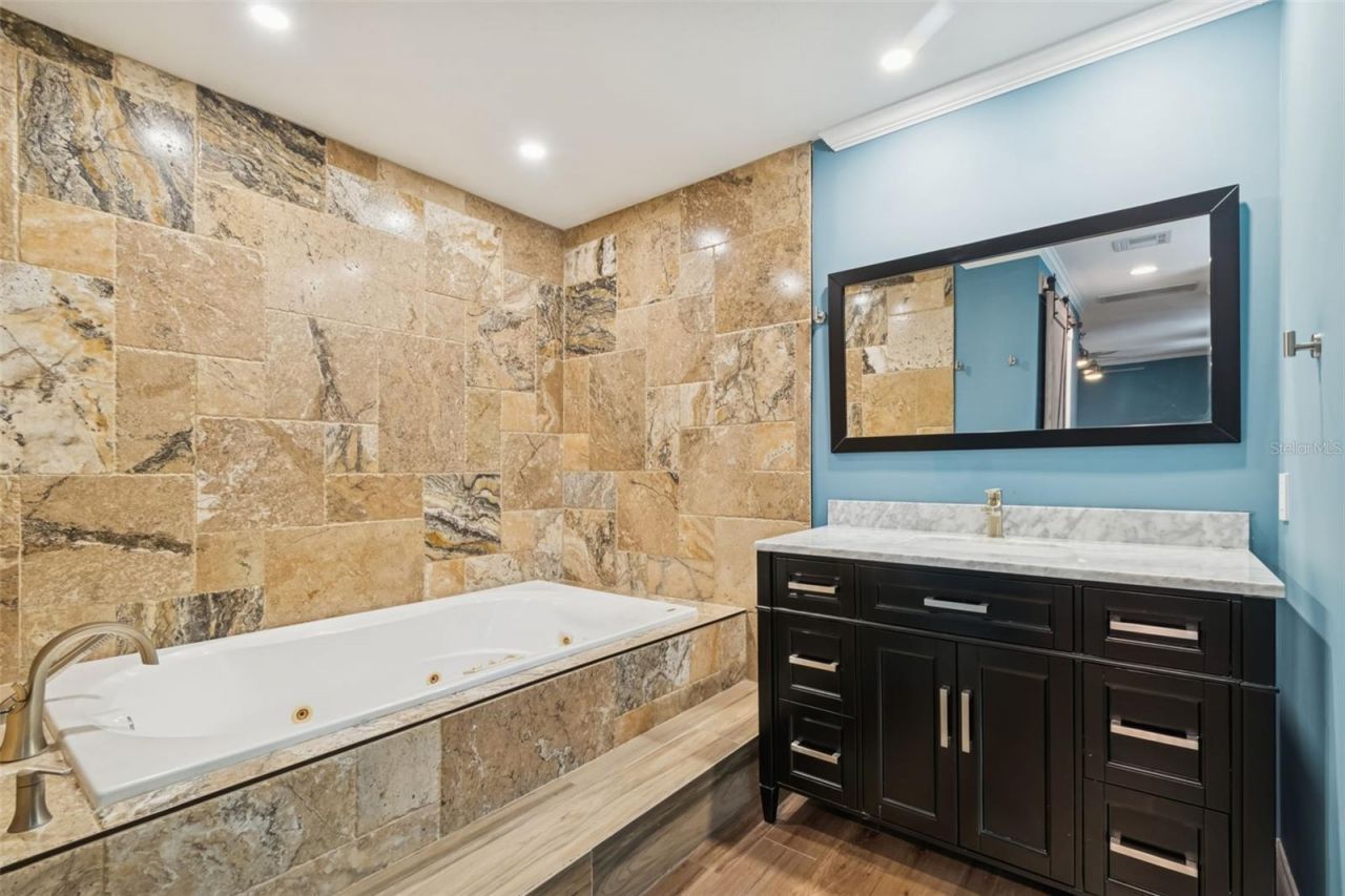 9545 135th Street, Seminole, FL 33776 Photo