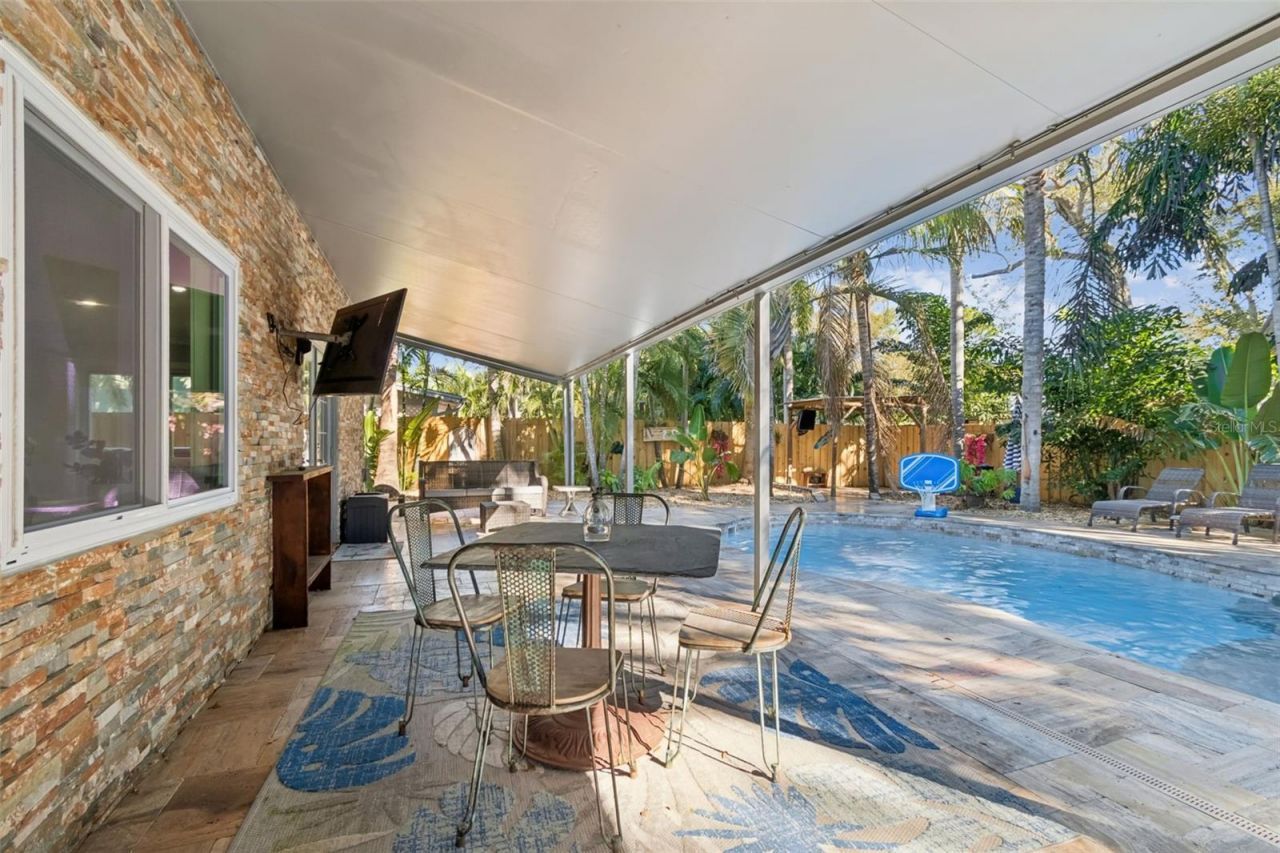 9545 135th Street, Seminole, FL 33776 Photo