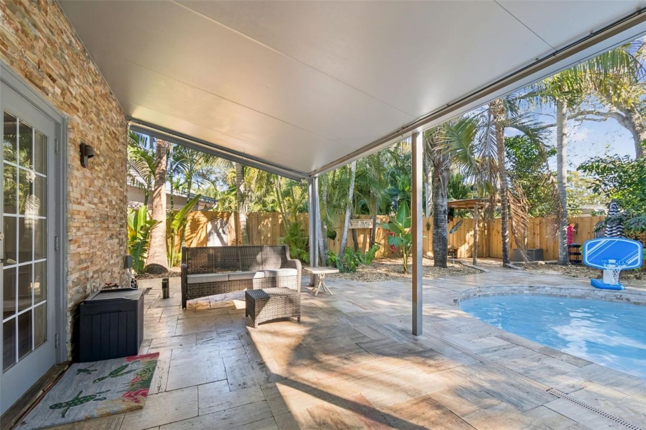 9545 135th Street, Seminole, FL 33776 Photo