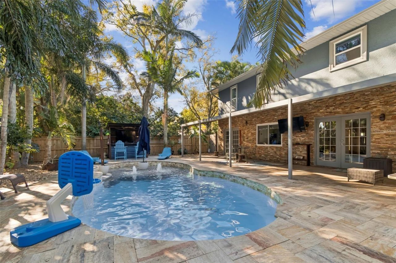 9545 135th Street, Seminole, FL 33776 Photo