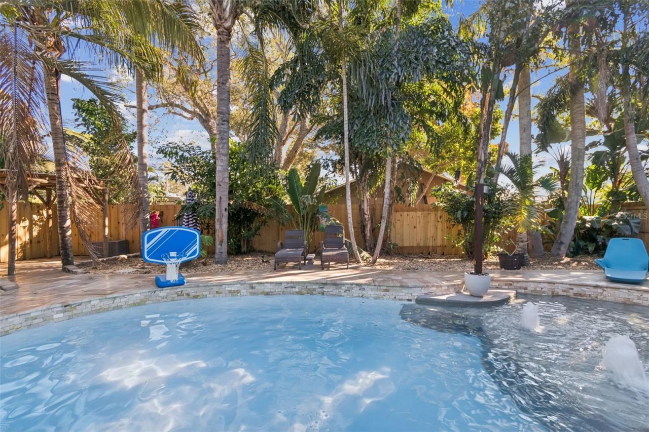 9545 135th Street, Seminole, FL 33776 Photo