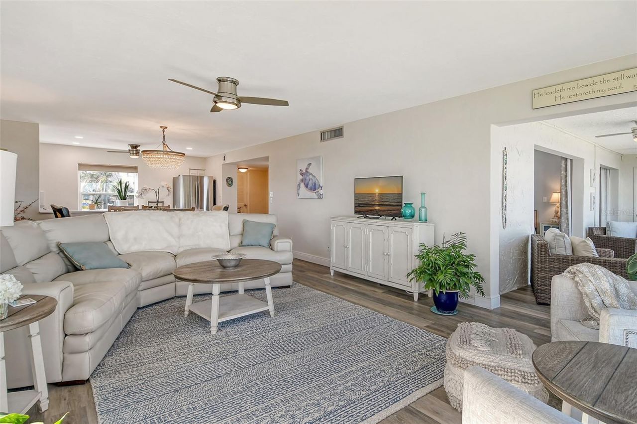 4960 Gulf Of Mexico Drive, Unit 206, Longboat Key, FL 34228 Photo