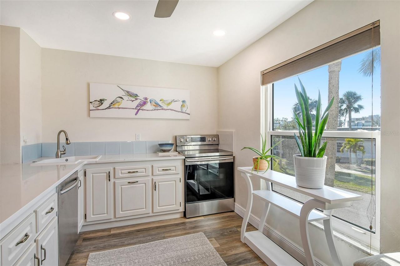 4960 Gulf Of Mexico Drive, Unit 206, Longboat Key, FL 34228 Photo