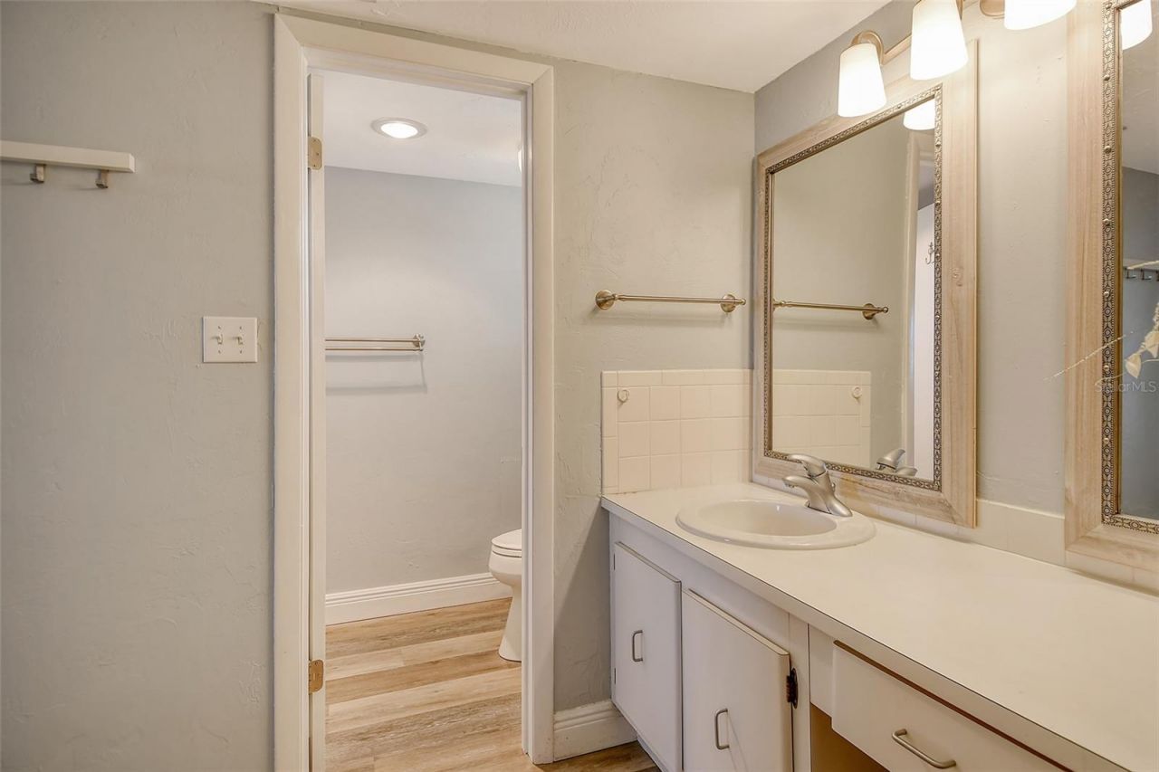 4960 Gulf Of Mexico Drive, Unit 206, Longboat Key, FL 34228 Photo