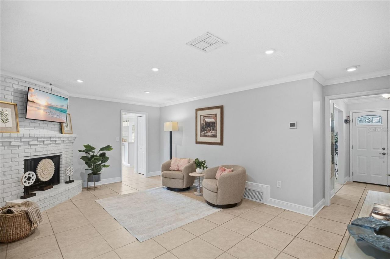 557 Karen Avenue, Altamonte Springs, FL 32701 Photo