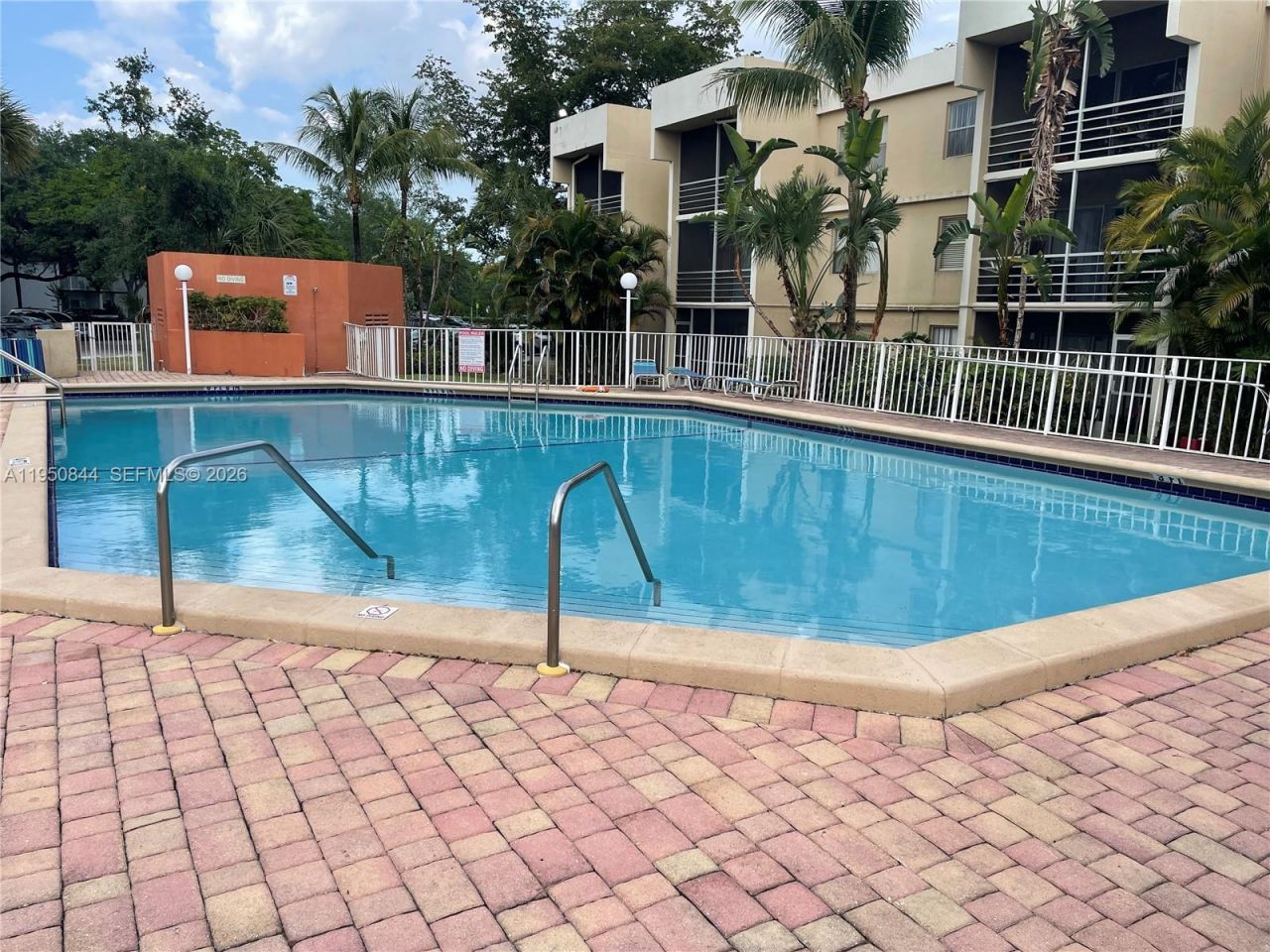 4235 N University Dr , Unit 107, Sunrise, FL 33351 Photo