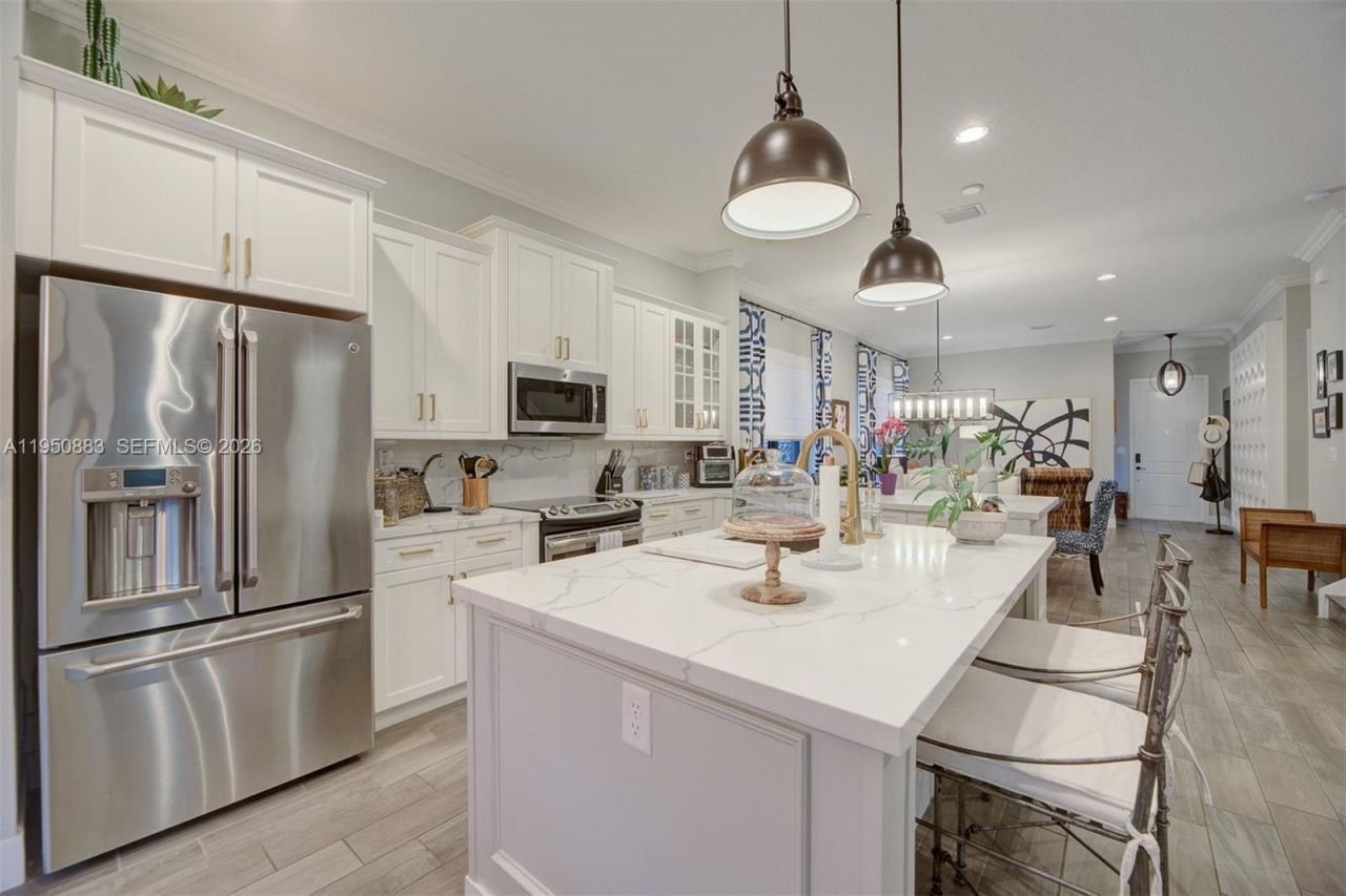 3338 W 97th Ter, Hialeah, FL 33018 Photo