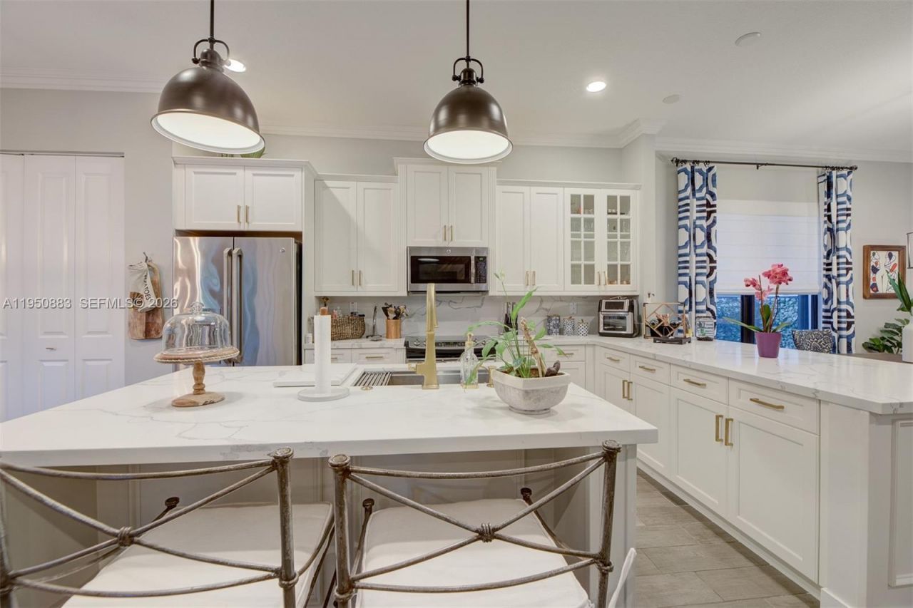 3338 W 97th Ter, Hialeah, FL 33018 Photo