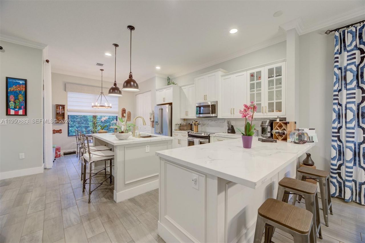 3338 W 97th Ter, Hialeah, FL 33018 Photo