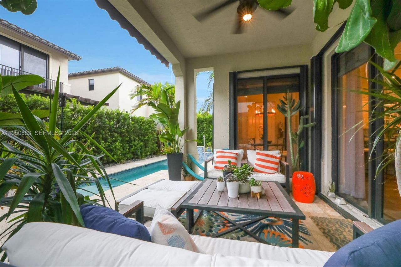 3338 W 97th Ter, Hialeah, FL 33018 Photo