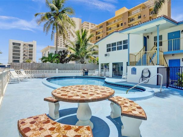 3212 NE 8th Ct , Unit 16, Pompano Beach, FL 33062