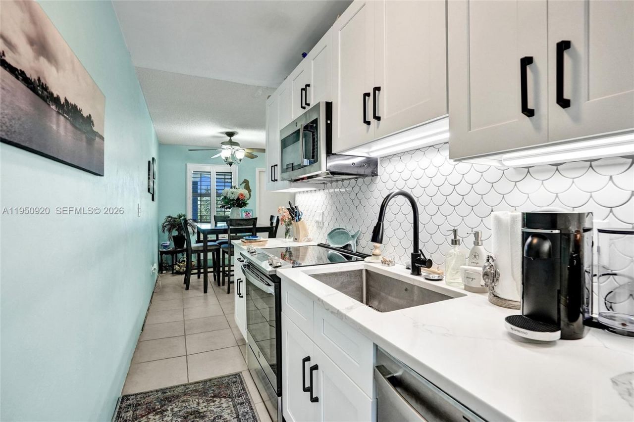 3212 NE 8th Ct , Unit 16, Pompano Beach, FL 33062 Photo