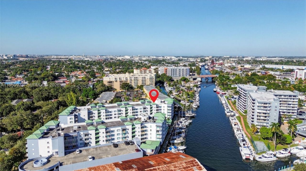 2475 NW 16th St Rd, Unit 310, Miami, FL 33125 Photo