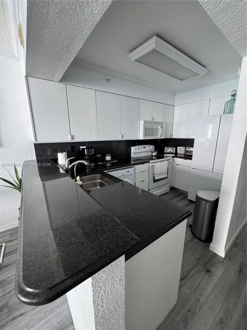 2501 S Ocean Dr, Unit 1105, Hollywood, FL 33019 Photo