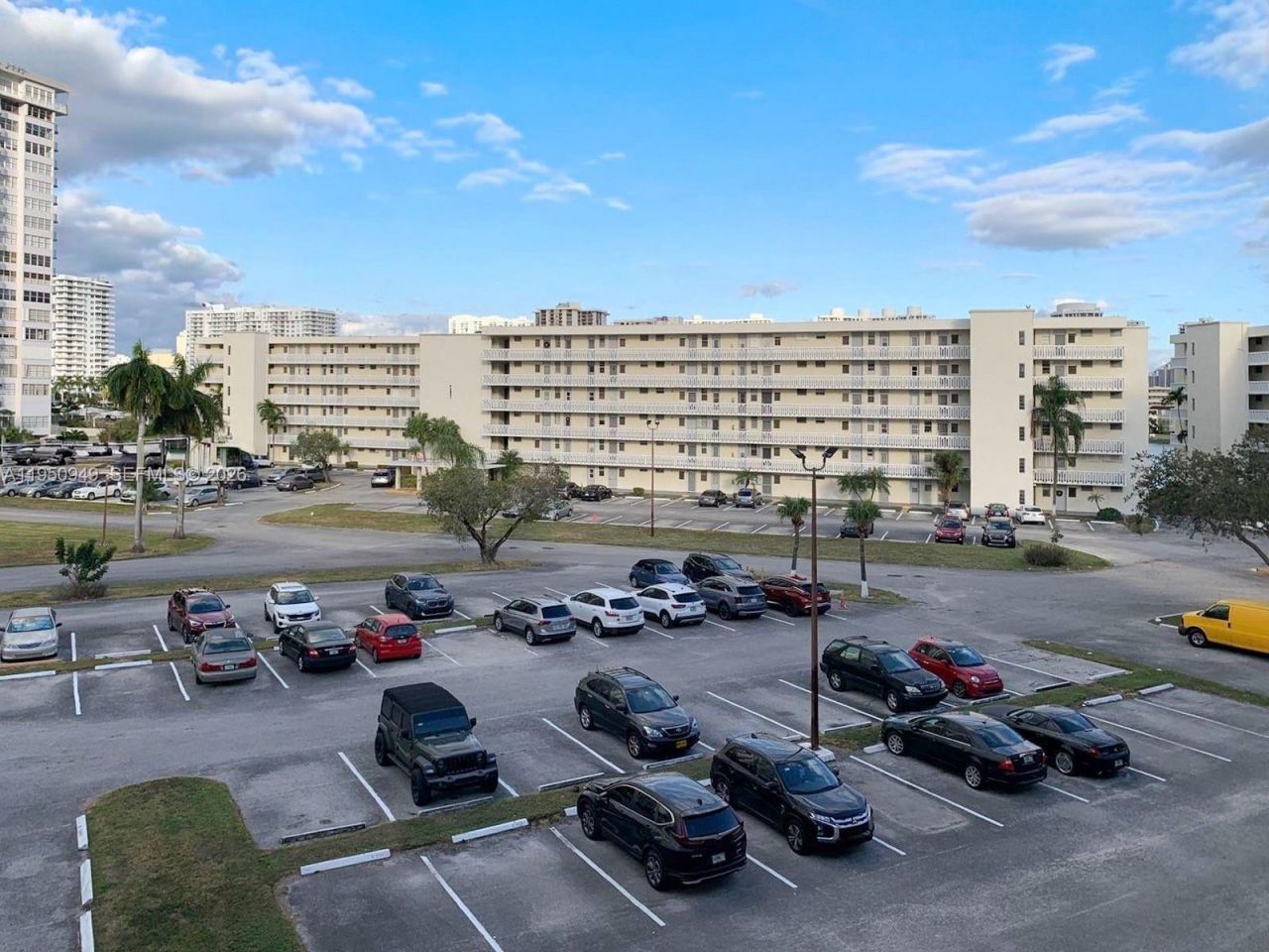 2855 Leonard Dr , Unit H404, Aventura, FL 33160 Photo