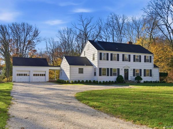 55 White Hill Road, Cold Spring Harbor, NY 11724