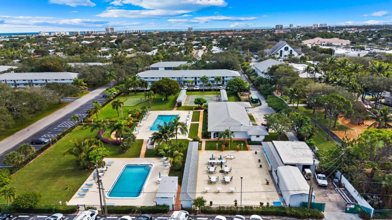 7 Westwood Avenue, Unit 104-C, Tequesta, FL 33469 Photo