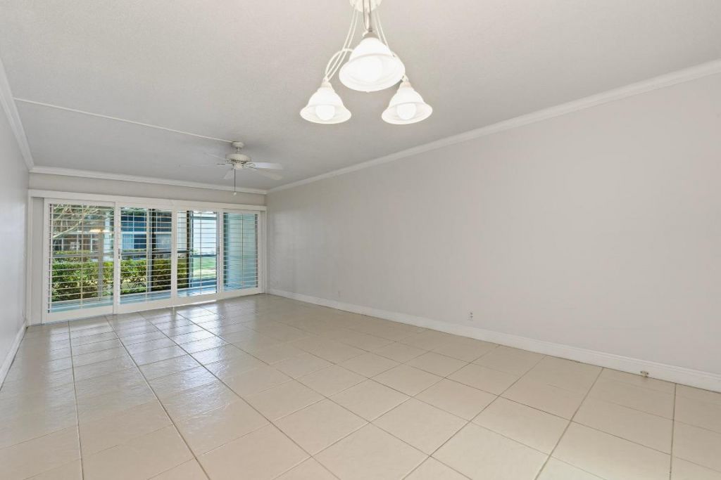 7 Westwood Avenue, Unit 104-C, Tequesta, FL 33469 Photo