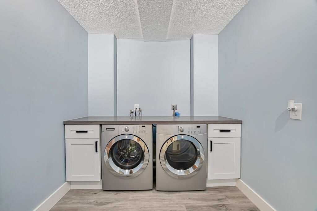 3507 Village Boulevard, Unit 201, West Palm Beach, FL 33409 Photo