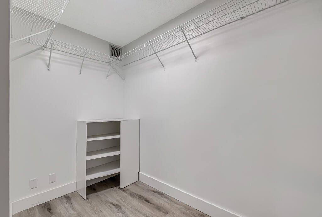 3507 Village Boulevard, Unit 201, West Palm Beach, FL 33409 Photo