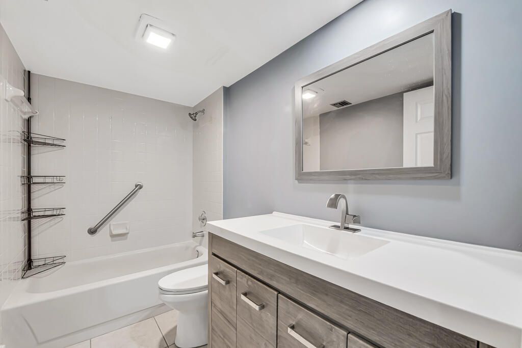 3507 Village Boulevard, Unit 201, West Palm Beach, FL 33409 Photo