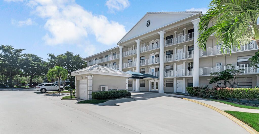 3507 Village Boulevard, Unit 201, West Palm Beach, FL 33409 Photo