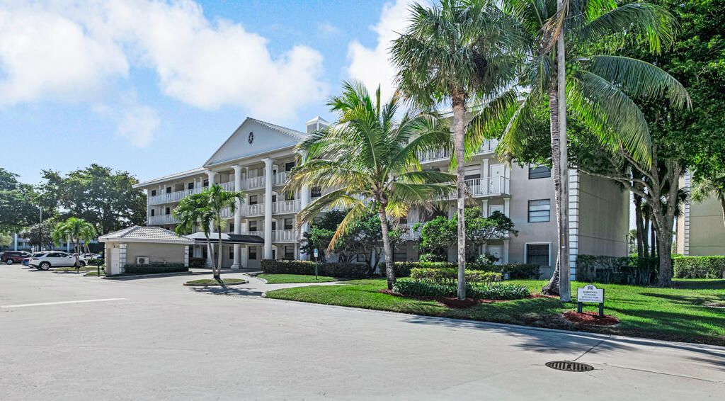 3507 Village Boulevard, Unit 201, West Palm Beach, FL 33409 Photo