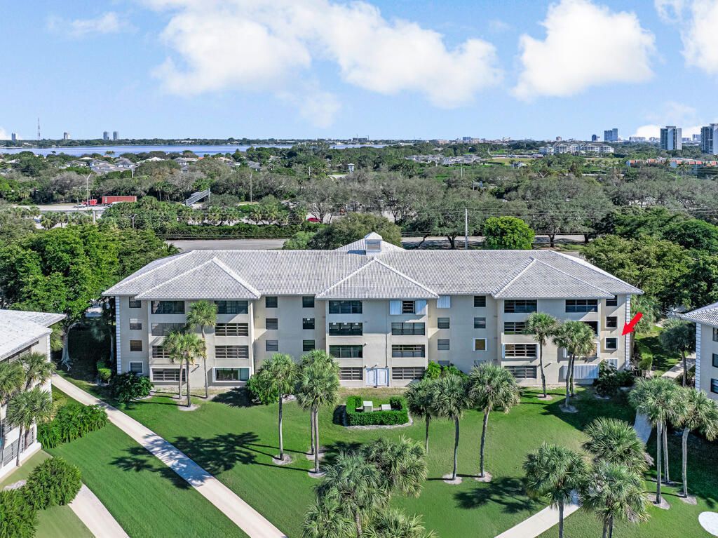 3507 Village Boulevard, Unit 201, West Palm Beach, FL 33409 Photo