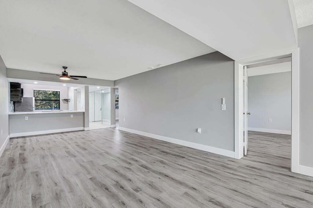 3507 Village Boulevard, Unit 201, West Palm Beach, FL 33409 Photo