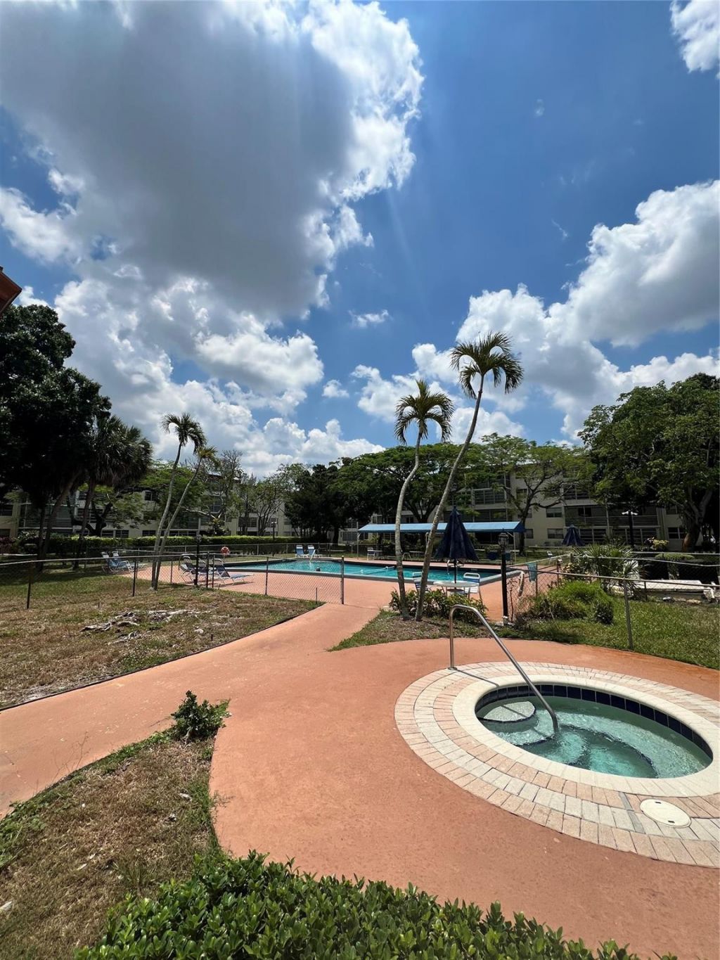 3001 NW 48th Avenue, Unit 439, Lauderdale Lakes, FL 33313 Photo