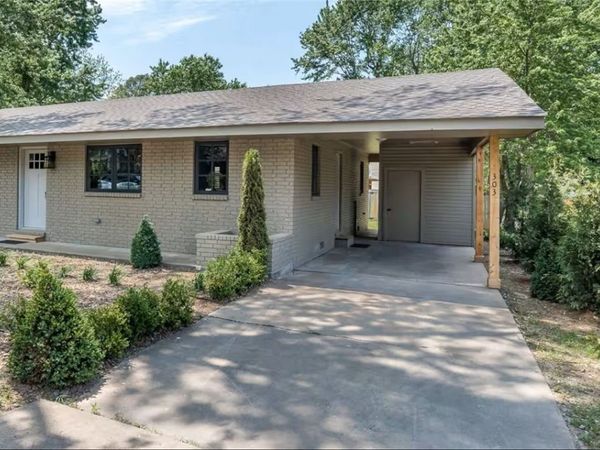 303 NW F Street, Bentonville, AR 72712