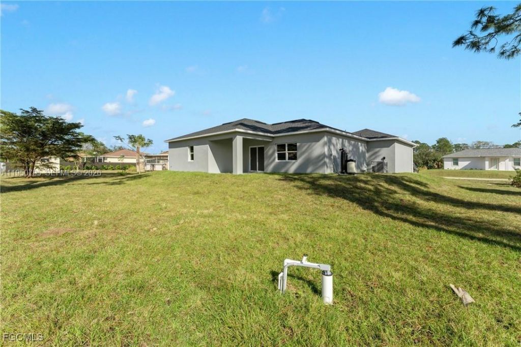 164 Thorton Ave S, Lehigh Acres, FL 33974 Photo