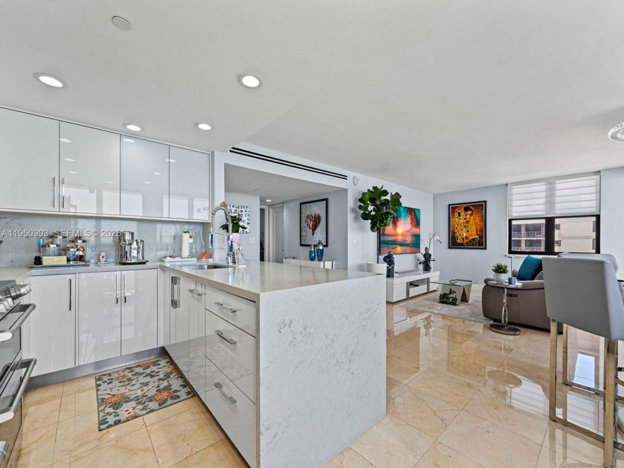 2555 Collins Ave, Unit 1901, Miami Beach, FL 33140 Photo