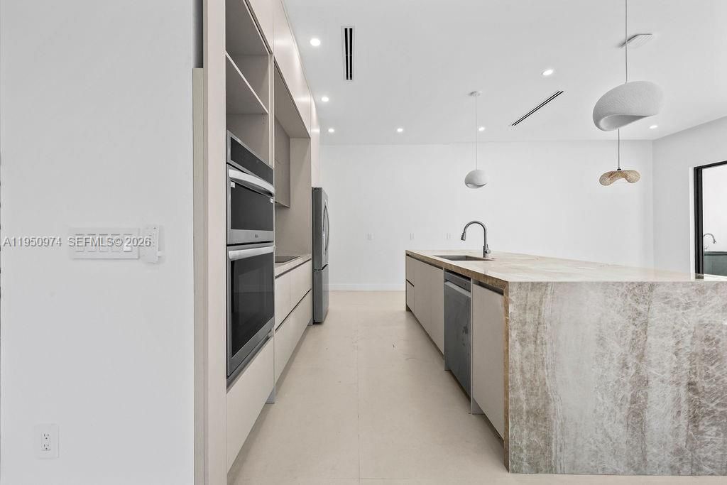 1321 NE 13th Ave, Fort Lauderdale, FL 33304 Photo