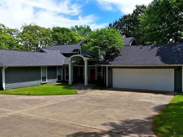 7811 Double Oaks Road , Athens, TX 75752