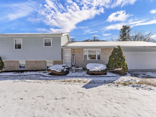 265 Crosier Rd, Rainelle, WV 25962