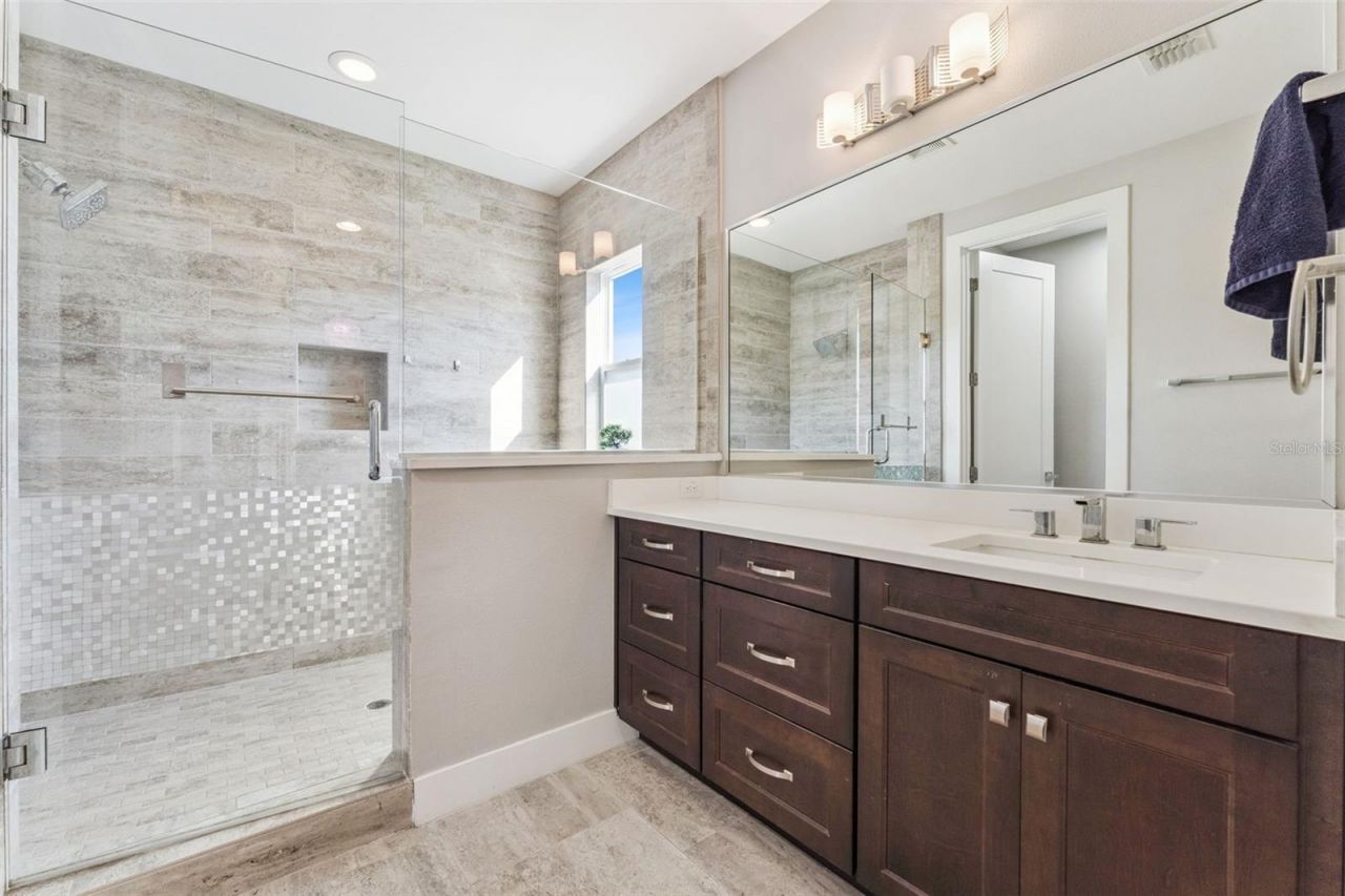 10403 Woodward Winds Drive, Orlando, FL 32827 Photo