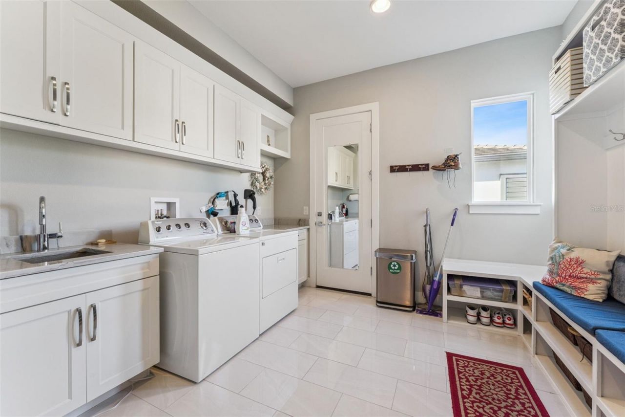 10403 Woodward Winds Drive, Orlando, FL 32827 Photo