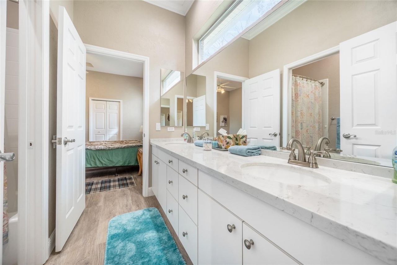 5922 NW 72nd Street, Gainesville, FL 32653 Photo