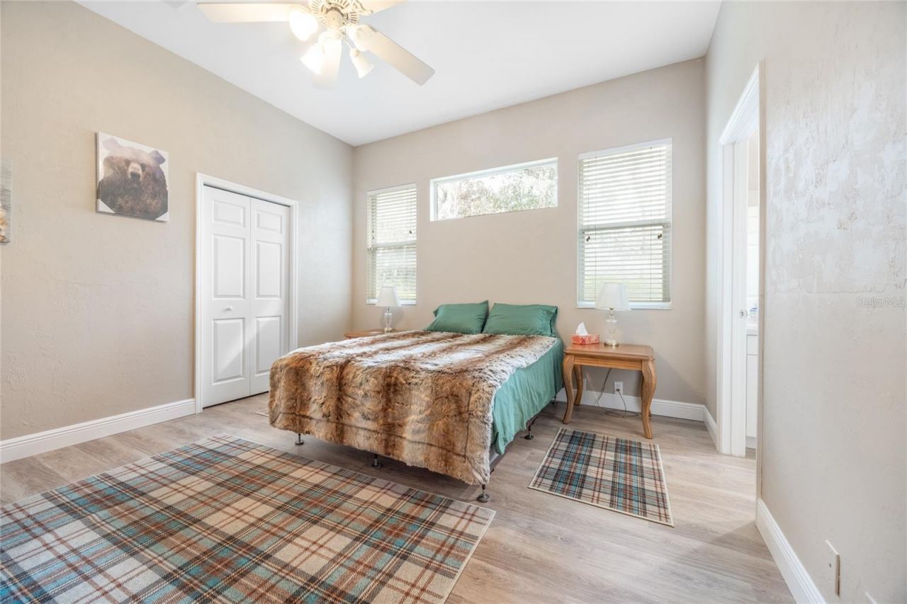 5922 NW 72nd Street, Gainesville, FL 32653 Photo