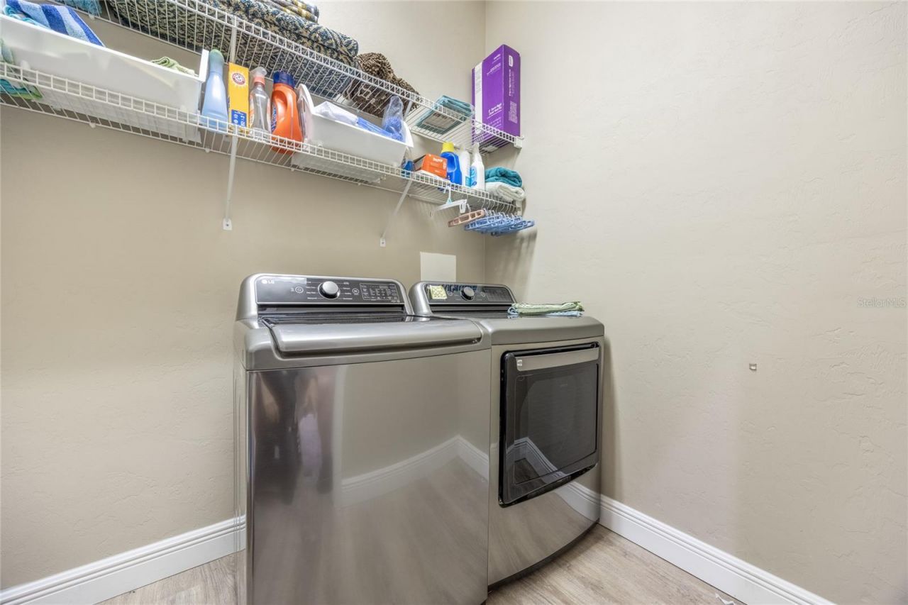 5922 NW 72nd Street, Gainesville, FL 32653 Photo