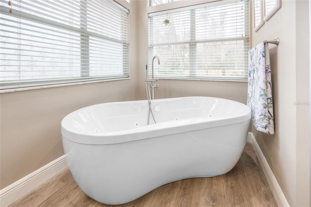 5922 NW 72nd Street, Gainesville, FL 32653 Photo