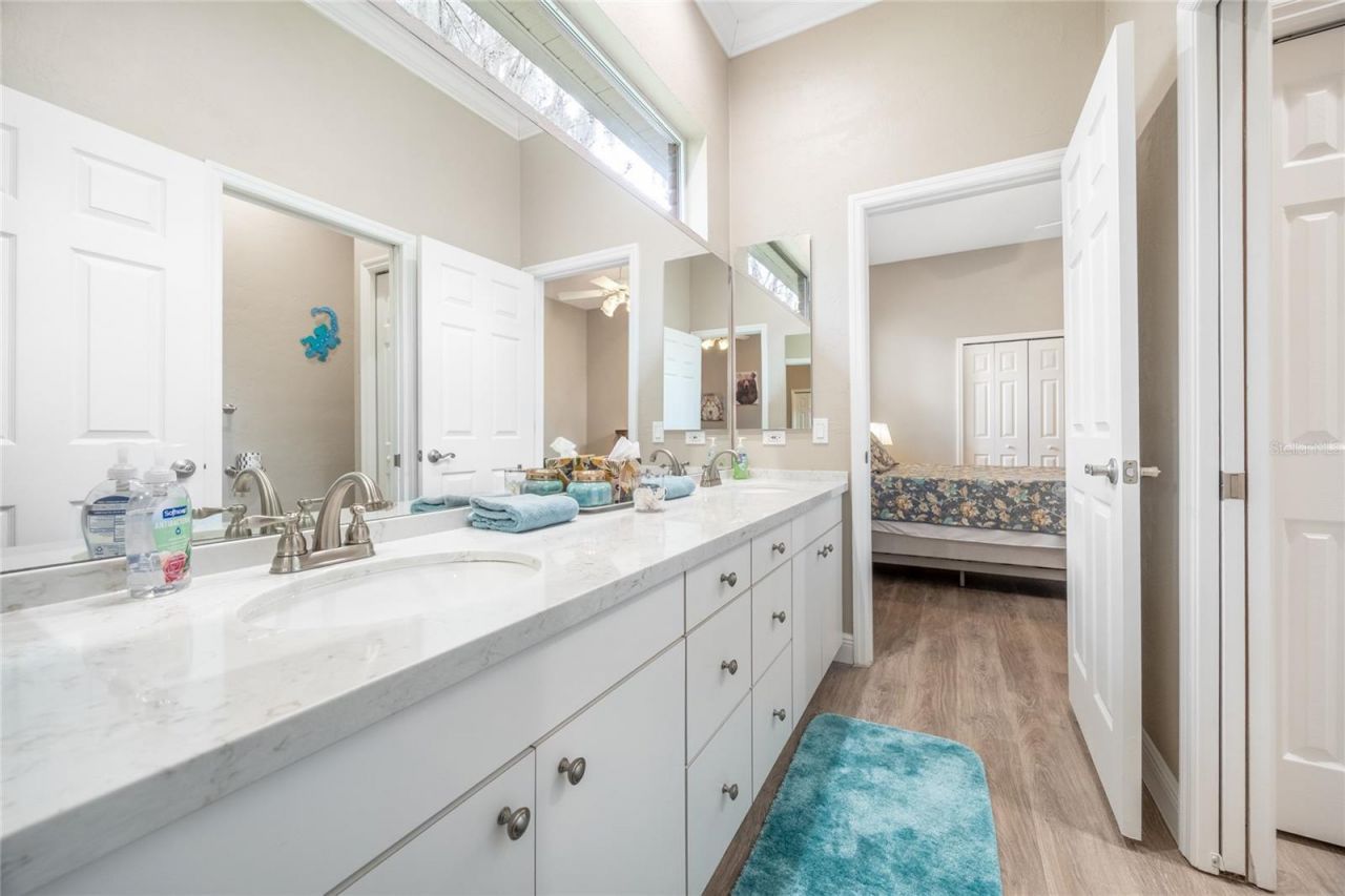 5922 NW 72nd Street, Gainesville, FL 32653 Photo