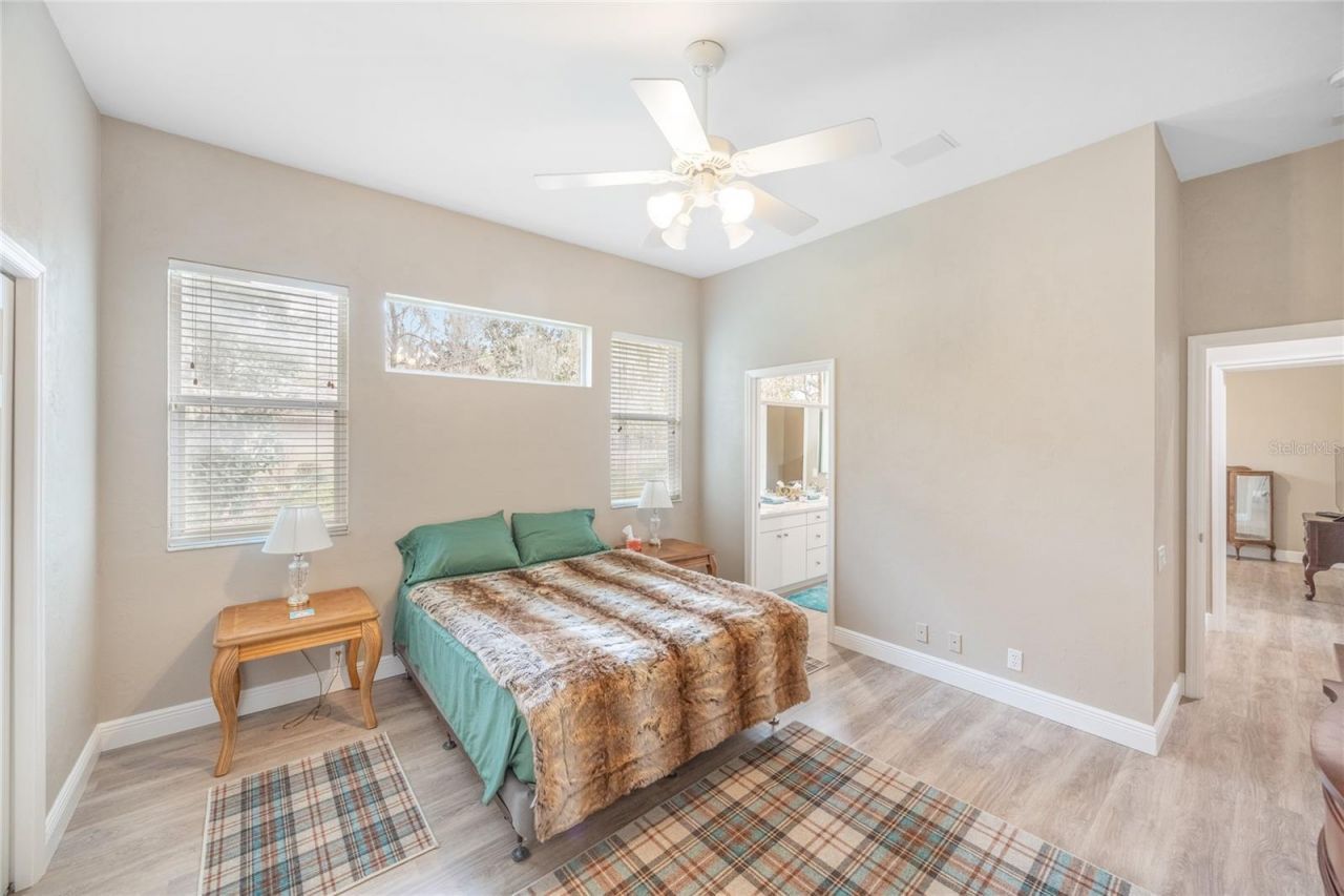 5922 NW 72nd Street, Gainesville, FL 32653 Photo